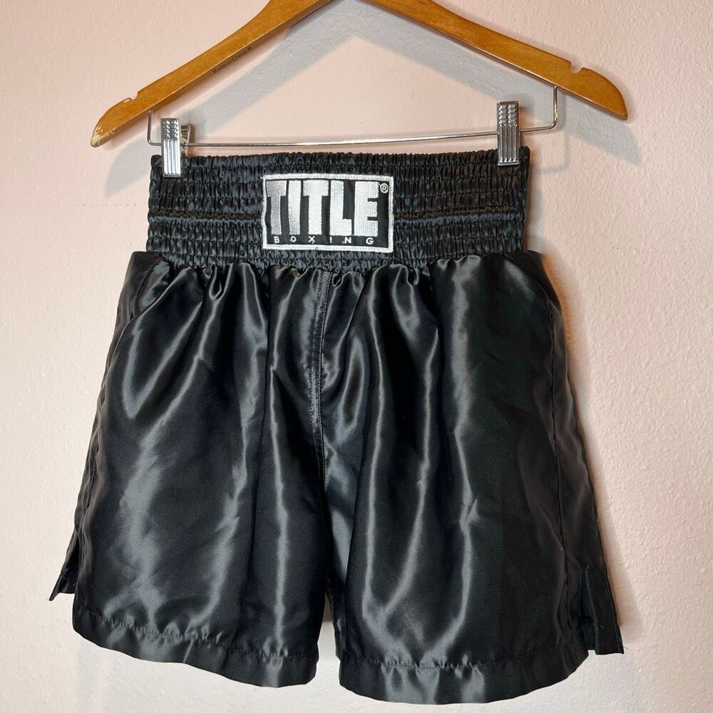 Title Boxing shorts woman black